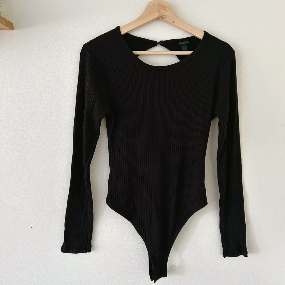NWT Wild Fable ribbed open back bodysuit
